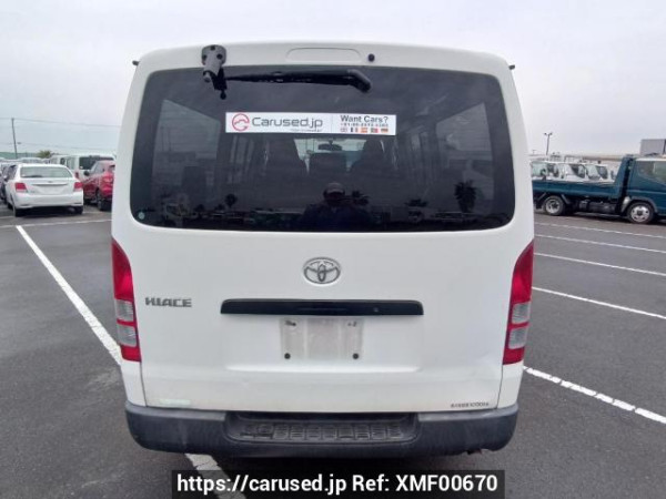 Used 2004 AT toyota hiace-van KDH205V Image[5]