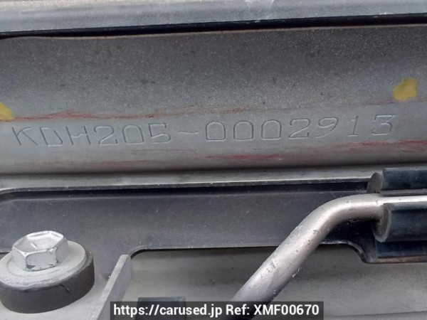 Used 2004 AT toyota hiace-van KDH205V Image[14]