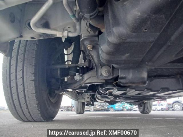Used 2004 AT toyota hiace-van KDH205V Image[33]
