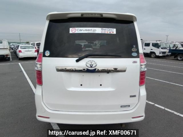 Used 2009 AT toyota noah ZRR75W Image[5]