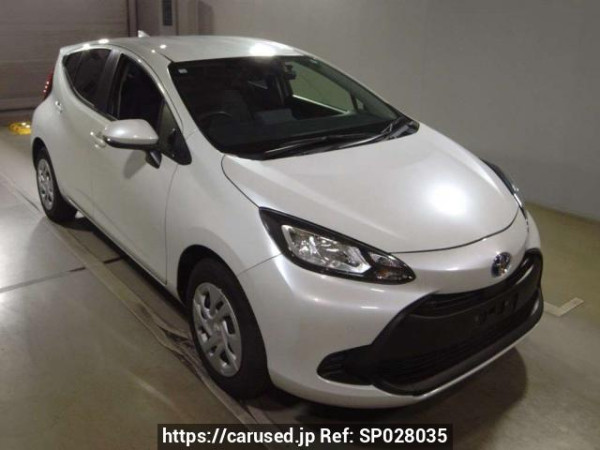 Used 2022 AT toyota aqua MXPK16 Image[2]
