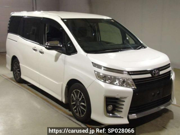 Used 2015 AT toyota voxy ZRR80W Image[2]