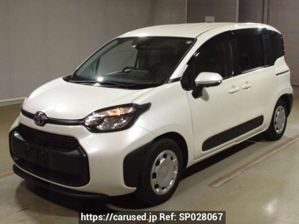 Used 2023 AT toyota sienta MXPC10G Image[0]