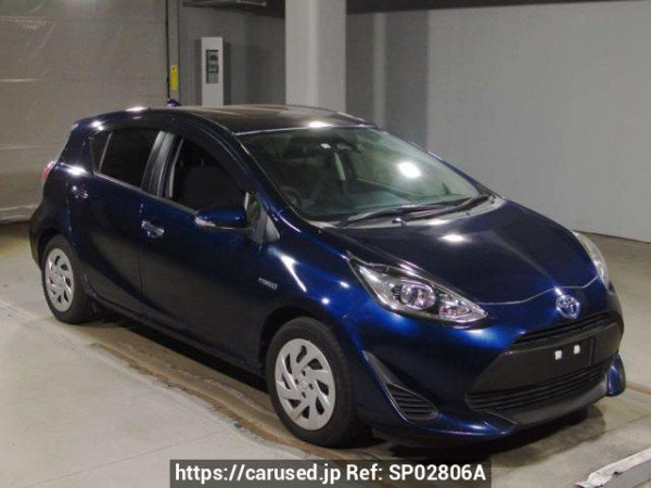 Used 2018 AT toyota aqua NHP10 Image[2]