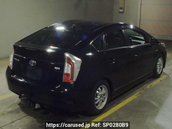 Used 2013 AT toyota prius ZVW30 Image[1]