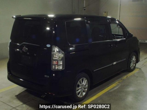 Used 2011 AT toyota voxy ZRR75W Image[1]
