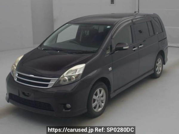 Used 2011 AT toyota isis ZGM15W Image[0]