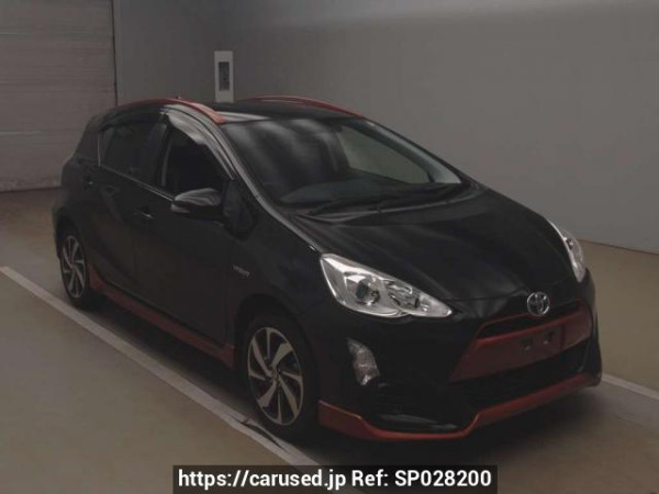 Used 2015 AT toyota aqua NHP10 Image[2]