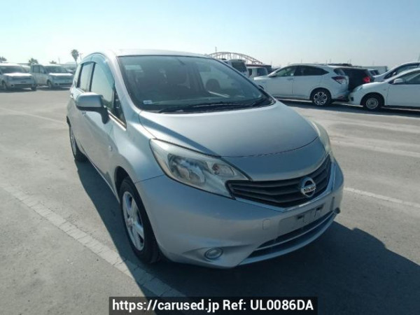 Used 2013 AT nissan note E12 Image[0]