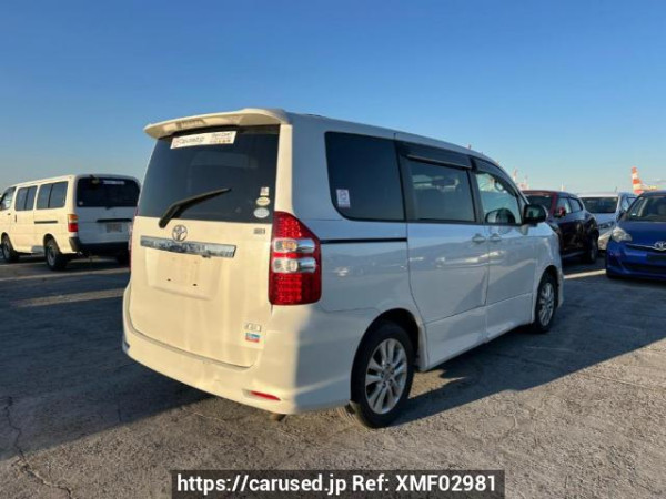 Used 2010 AT toyota noah ZRR70W Image[6]