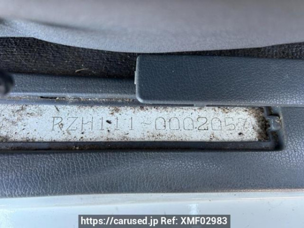 Used 2001 AT toyota hiace-wagon RZH111G Image[11]
