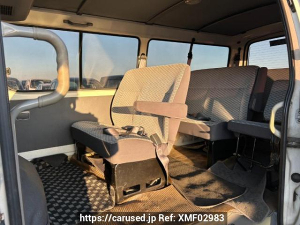 Used 2001 AT toyota hiace-wagon RZH111G Image[14]