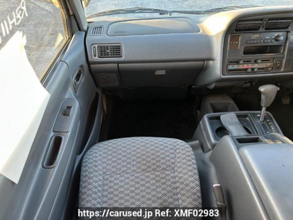 Used 2001 AT toyota hiace-wagon RZH111G Image[19]