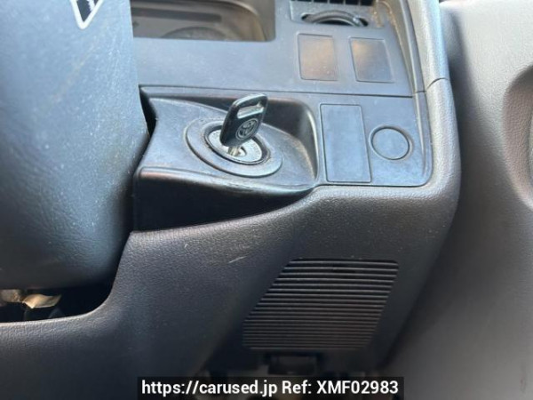 Used 2001 AT toyota hiace-wagon RZH111G Image[27]