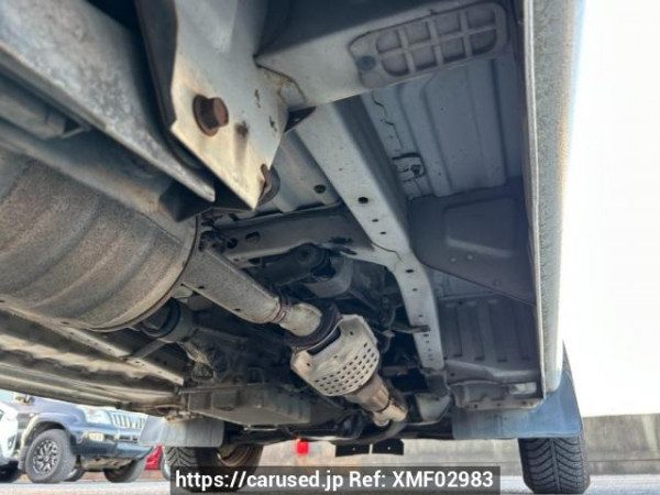 Used 2001 AT toyota hiace-wagon RZH111G Image[37]