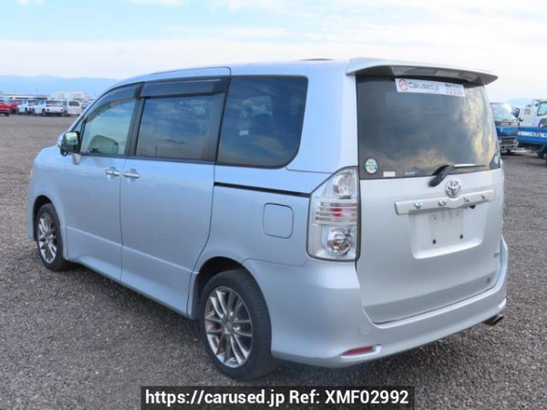 Used 2009 AT toyota voxy ZRR70W Image[4]