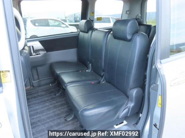 Used 2009 AT toyota voxy ZRR70W Image[21]