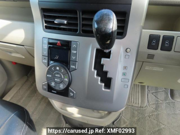 Used 2008 AT toyota noah ZRR70W Image[31]