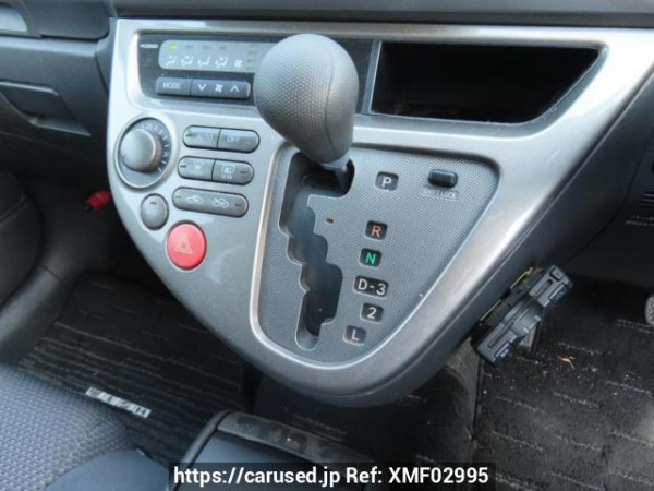 Used 2003 AT toyota wish ZNE10G Image[28]