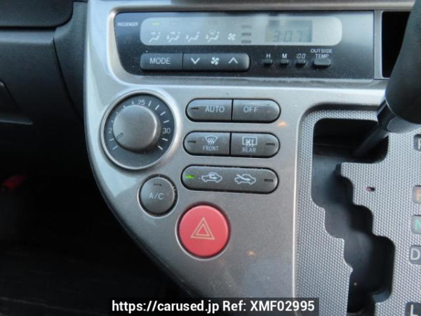 Used 2003 AT toyota wish ZNE10G Image[29]