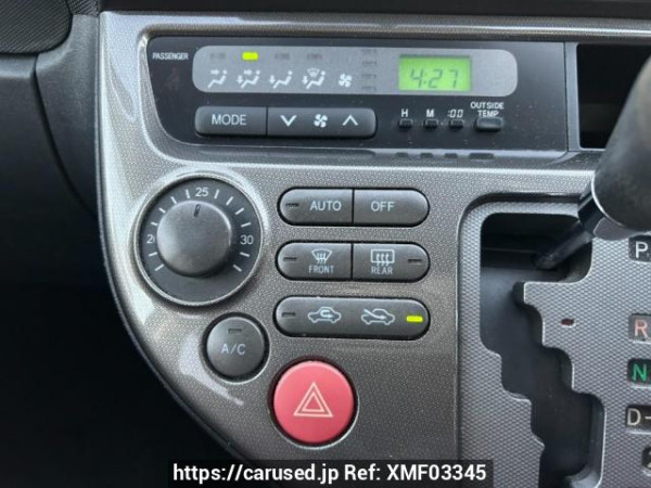 Used 2005 AT toyota wish ZNE10G Image[27]