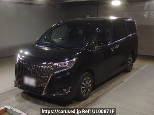 Used 2019 AT toyota esquire ZRR80G Image[0]