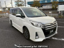 Toyota Noah ZRR80W