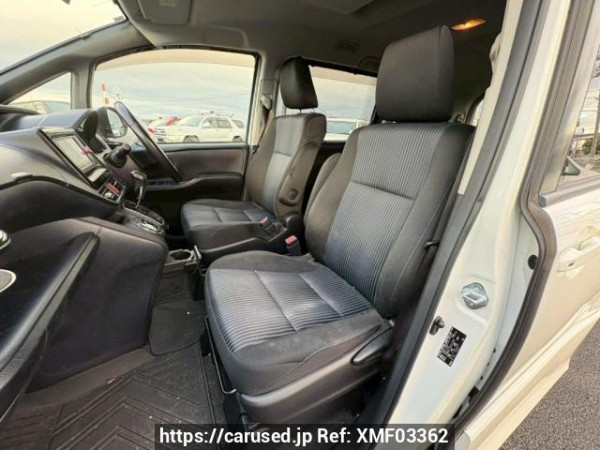 Used 2014 AT toyota noah ZRR80W Image[14]