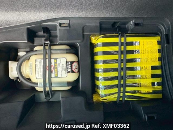 Used 2014 AT toyota noah ZRR80W Image[47]