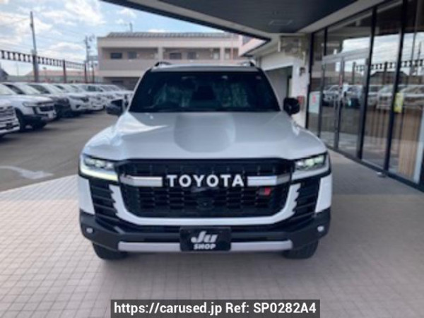 Used 2023 AT toyota land-cruiser VJA300W Image[0]