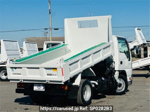 Used 2011 MT isuzu elf-truck NKR85AD Image[2]