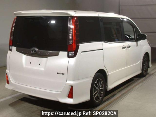 Used 2017 AT toyota noah ZRR80W Image[1]