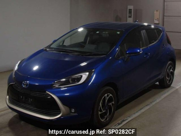Used 2022 AT toyota aqua MXPK16 Image[0]