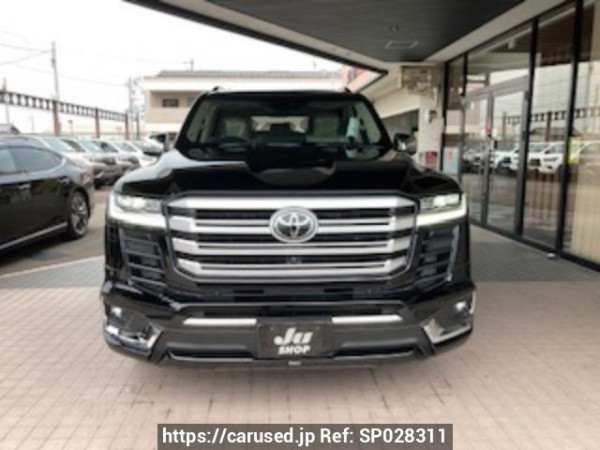Used 2023 AT toyota land-cruiser VJA300W Image[0]