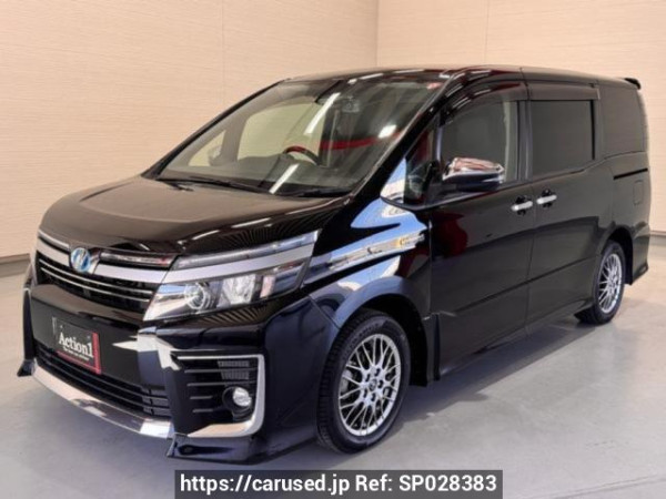 Used 2016 AT toyota voxy ZWR80W Image[0]
