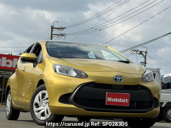 Used 2024 AT toyota aqua MXPK11 Image[0]