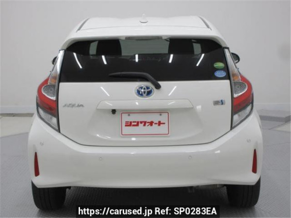 Used 2019 AT toyota aqua NHP10 Image[2]