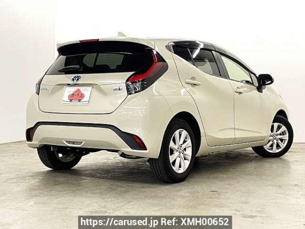 Used 2021 AT toyota aqua 6AA-MXPK11 Image[2]