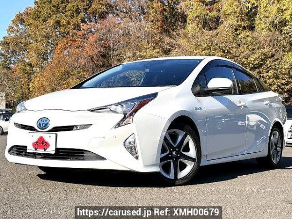 Used 2016 AT toyota prius DAA-ZVW51 Image[0]