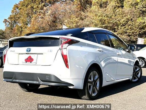 Used 2016 AT toyota prius DAA-ZVW51 Image[2]