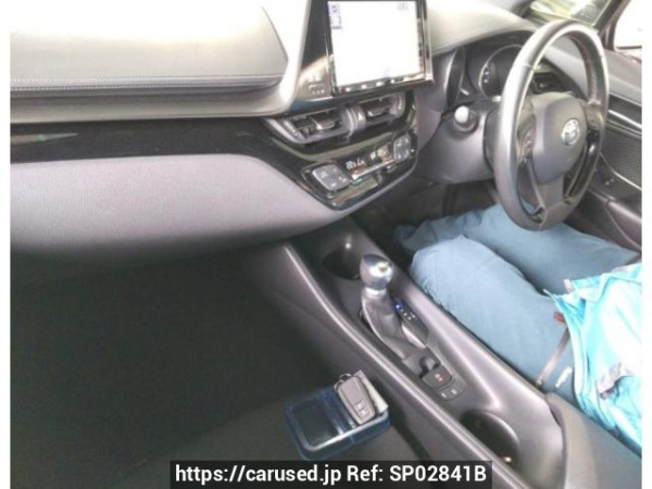 Used 2019 AT toyota c-hr NGX50 Image[2]