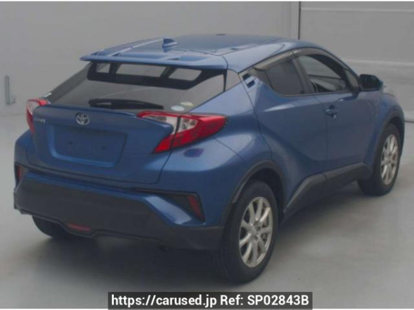 Used 2017 AT toyota c-hr NGX50 Image[1]