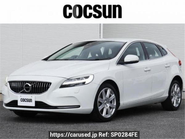 Used 2017 AT volvo v40 MB4154T Image[0]