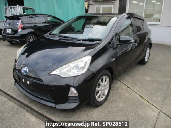 Used 2012 AT toyota aqua NHP10 Image[2]