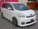 Toyota Voxy ZRR70W
