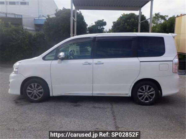 Used 2012 AT toyota voxy ZRR70W Image[2]