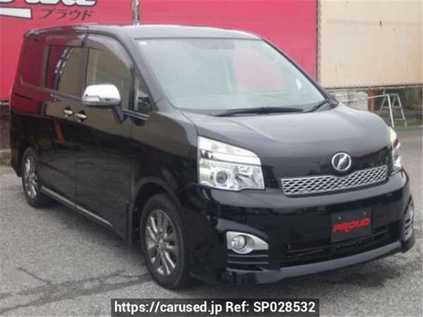 Used 2013 AT toyota voxy ZRR70W Image[0]