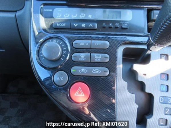 Used 2003 AT toyota wish ZNE10G Image[30]