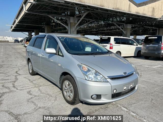 Buy Used 2003 Toyota Wish ZNE10G (XMI01625) - Carused.jp