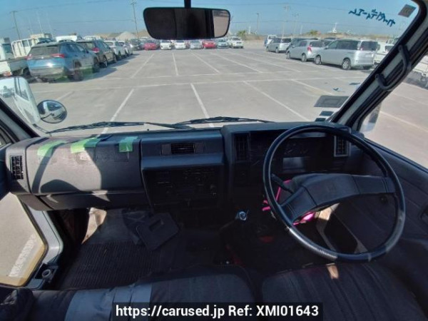 Used 1985 MT isuzu elf-truck NHR54 Image[16]